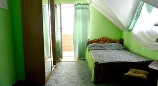 Гостиница Mini Hotel Uyut Утес Бюджетный двухместный номер с 1 кроватью-1